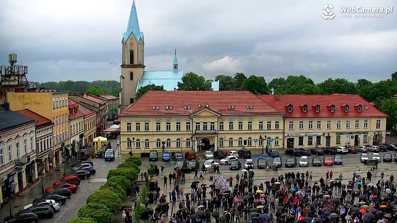OŚWIĘCIM - widok na Rynek - 16 maj 2025, 17:44