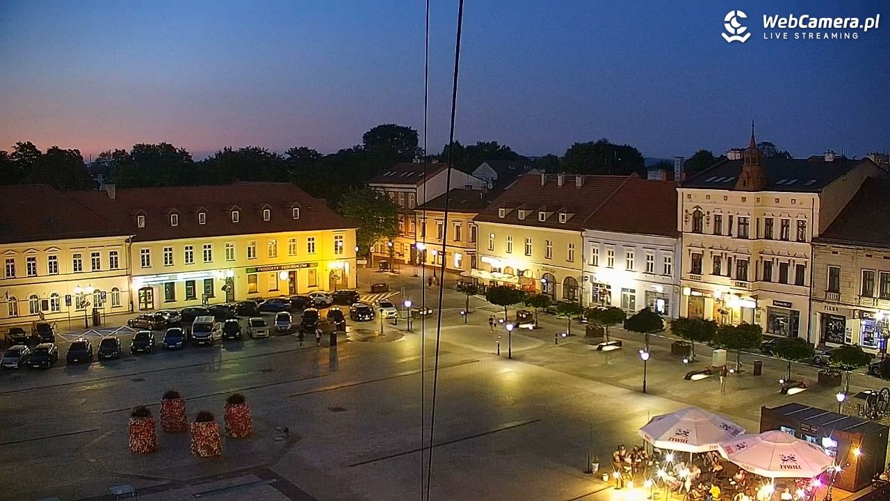 OŚWIĘCIM - widok na Rynek - 26 czerwiec 2026, 21:46