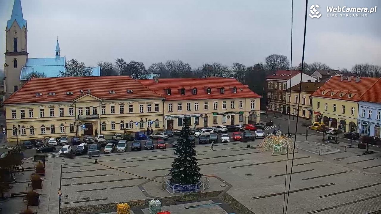 OŚWIĘCIM - widok na Rynek - 05 grudzień 2025, 13:42