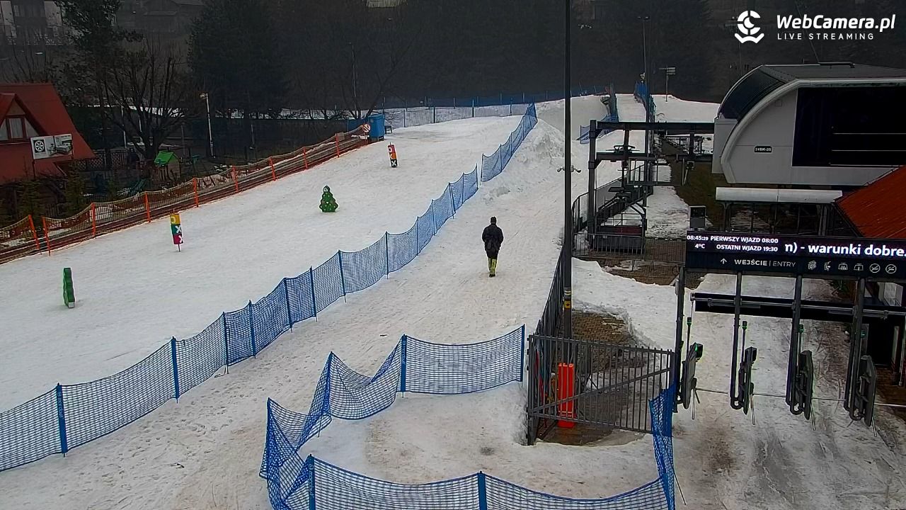 Szczawnica Palenica - widok na dolną stacje - 23 luty 2026, 08:45