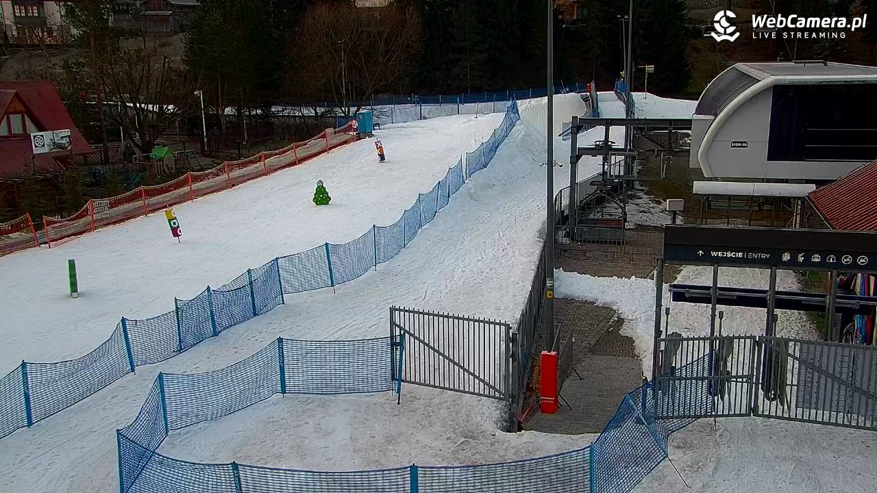 Szczawnica Palenica - widok na dolną stacje - 26 luty 2026, 06:47