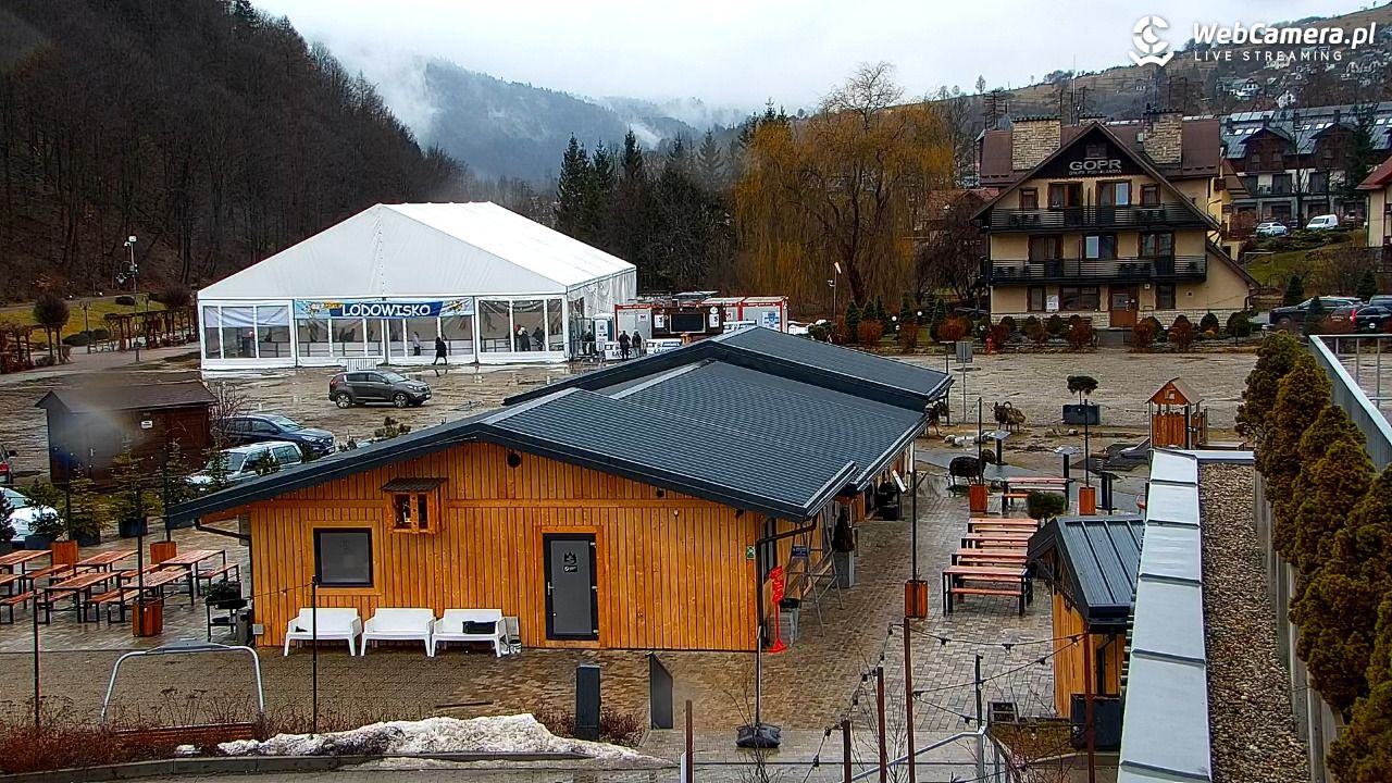 Szczawnica Palenica - widok na dolną stacje - 24 luty 2026, 10:32
