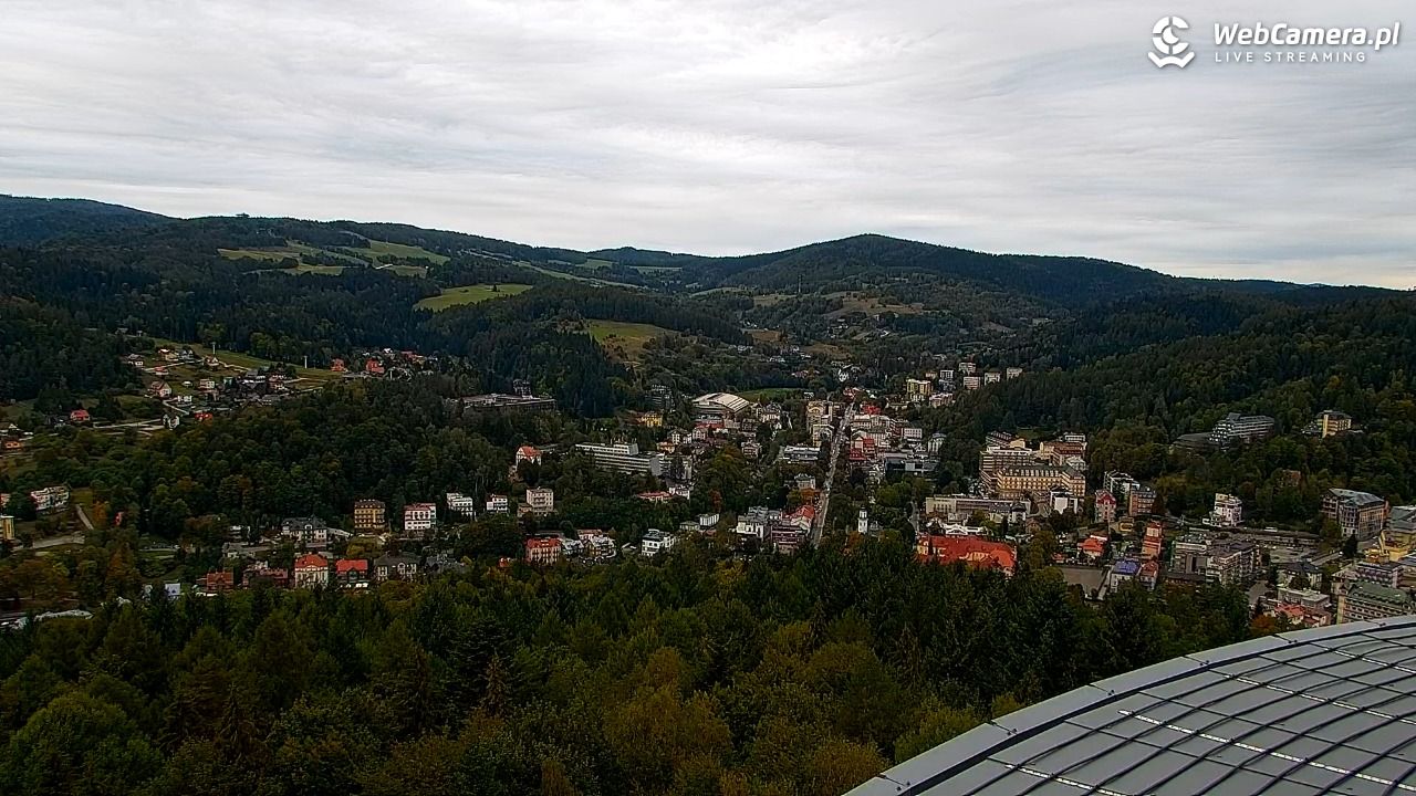 PKL Góra Parkowa - widok z wieży na Beskid Sądecki - 24 wresień 2026, 12:24