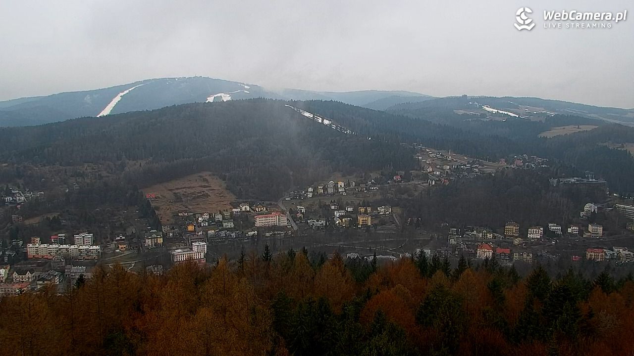 PKL Góra Parkowa - widok z wieży na Beskid Sądecki - 26 marzec 2026, 09:03