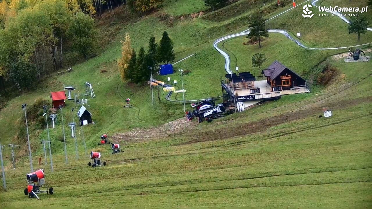 Widok na szczyt Palenicy z Szafranówki - 18 październik 2025, 08:09