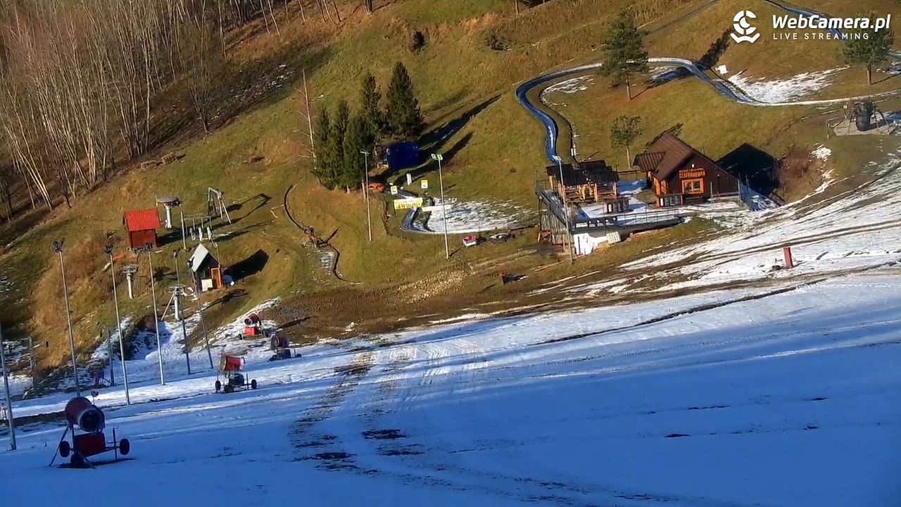 Widok na szczyt Palenicy z Szafranówki - 06 grudzień 2025, 12:44