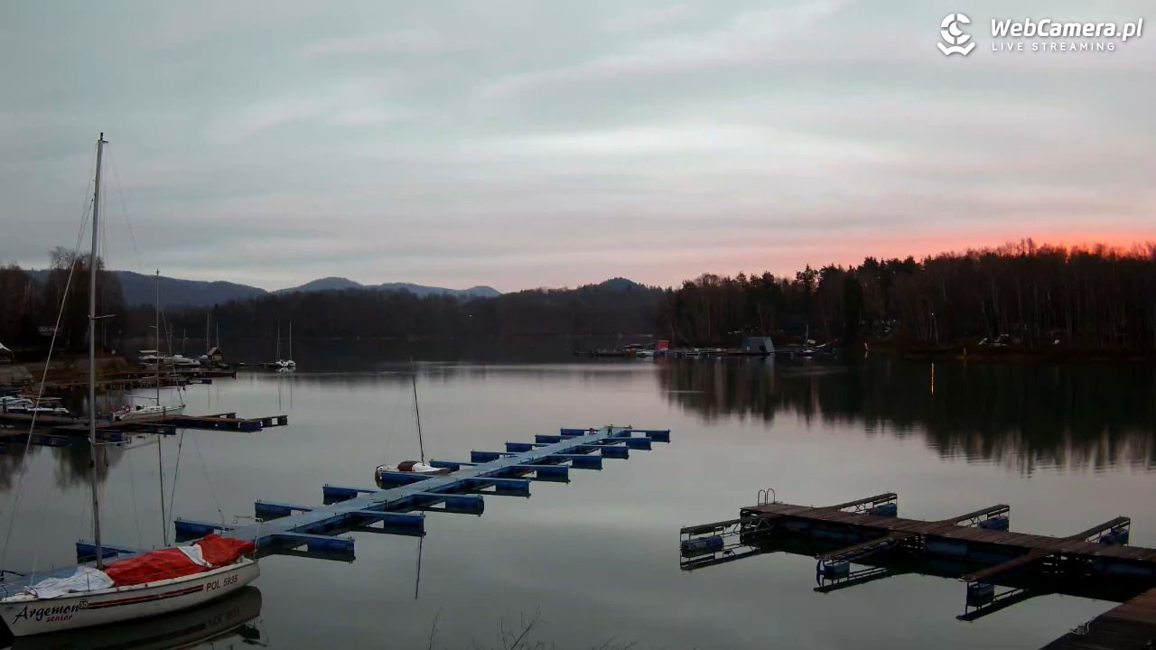 Polańczyk - widok na Jezioro Solińskie - 11 grudzień 2025, 07:19