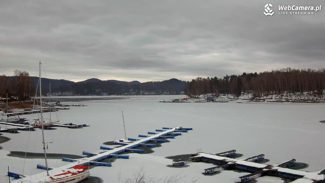 Polańczyk - widok na Jezioro Solińskie - 04 luty 2026, 09:04