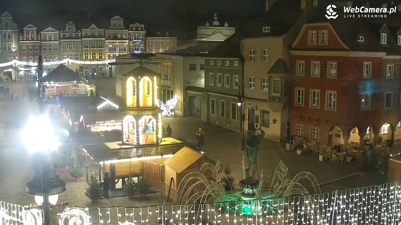 POZNAŃ - Stary Rynek - 23 grudzień 2025, 20:31