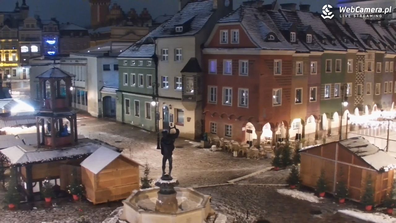 POZNAŃ - Stary Rynek - 27 listopad 2025, 01:42