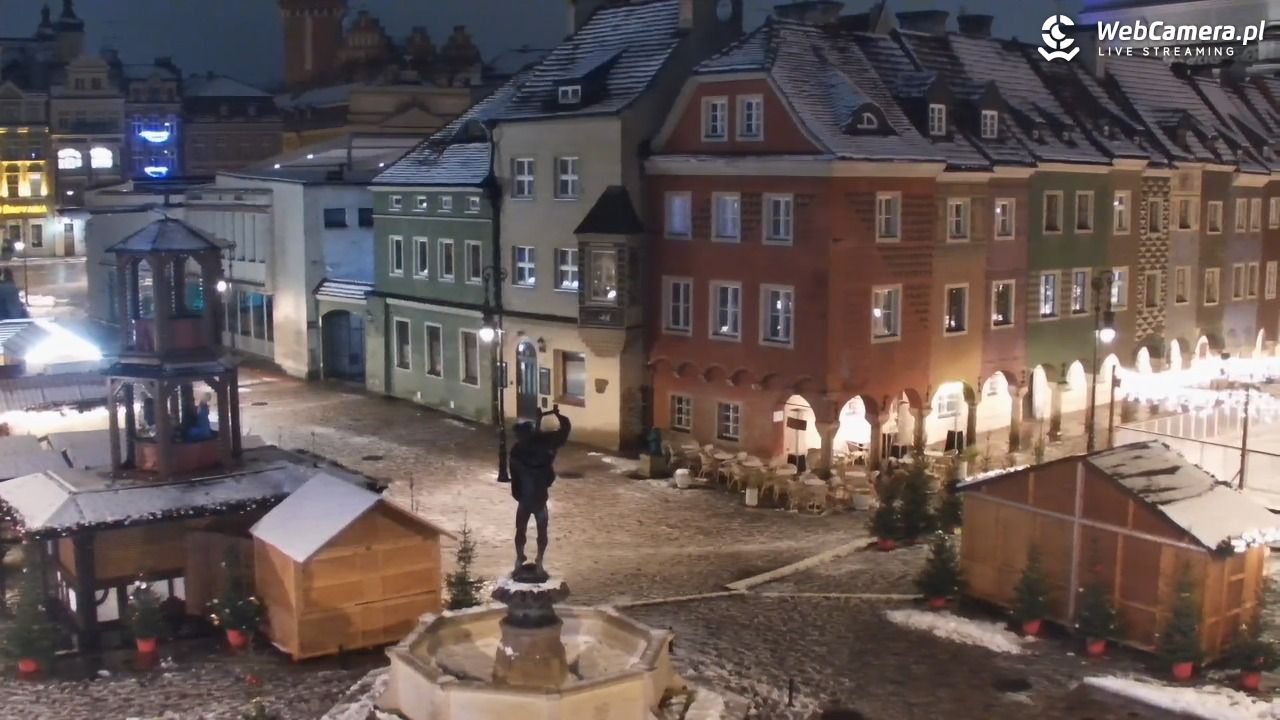 POZNAŃ - Stary Rynek - 27 listopad 2025, 01:42