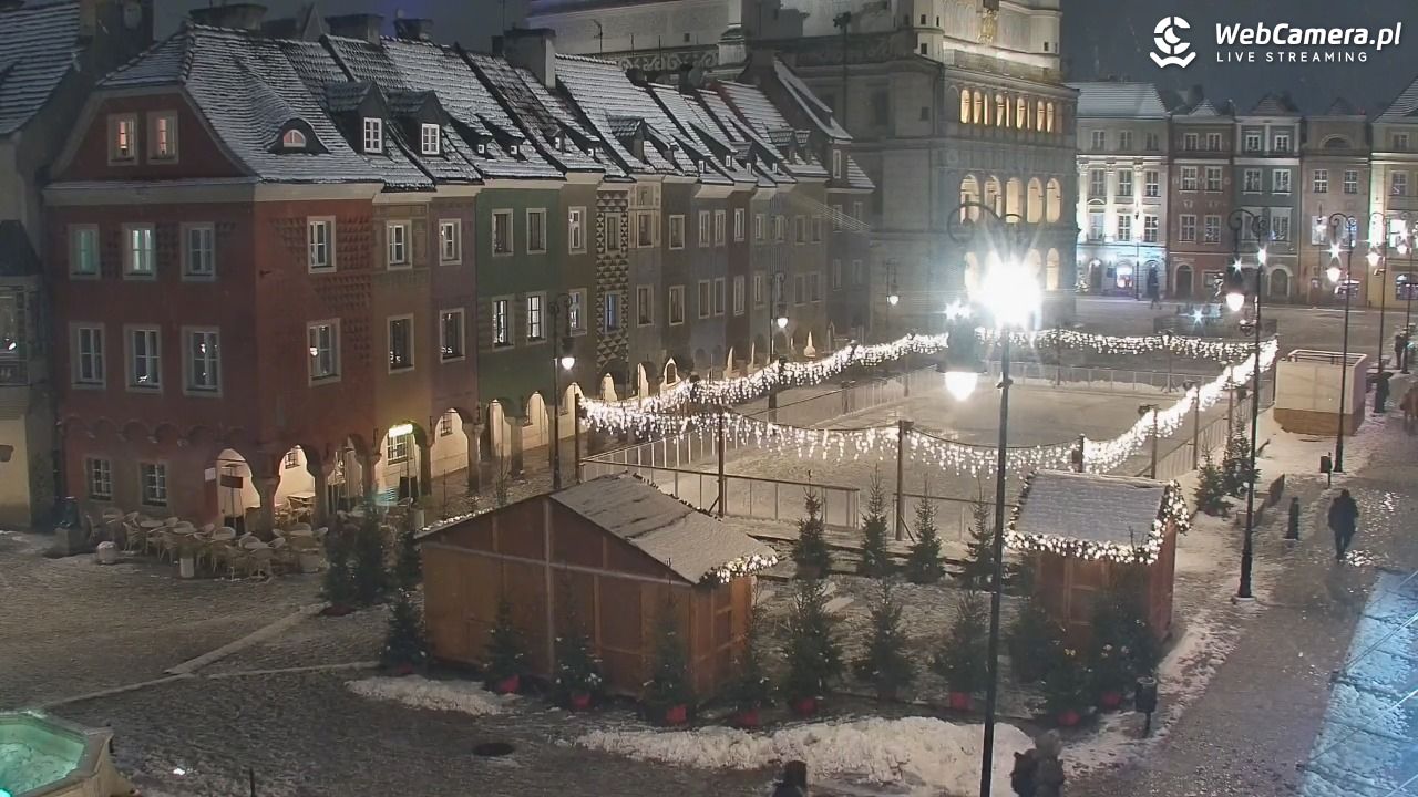 POZNAŃ - Stary Rynek - 26 listopad 2025, 21:51