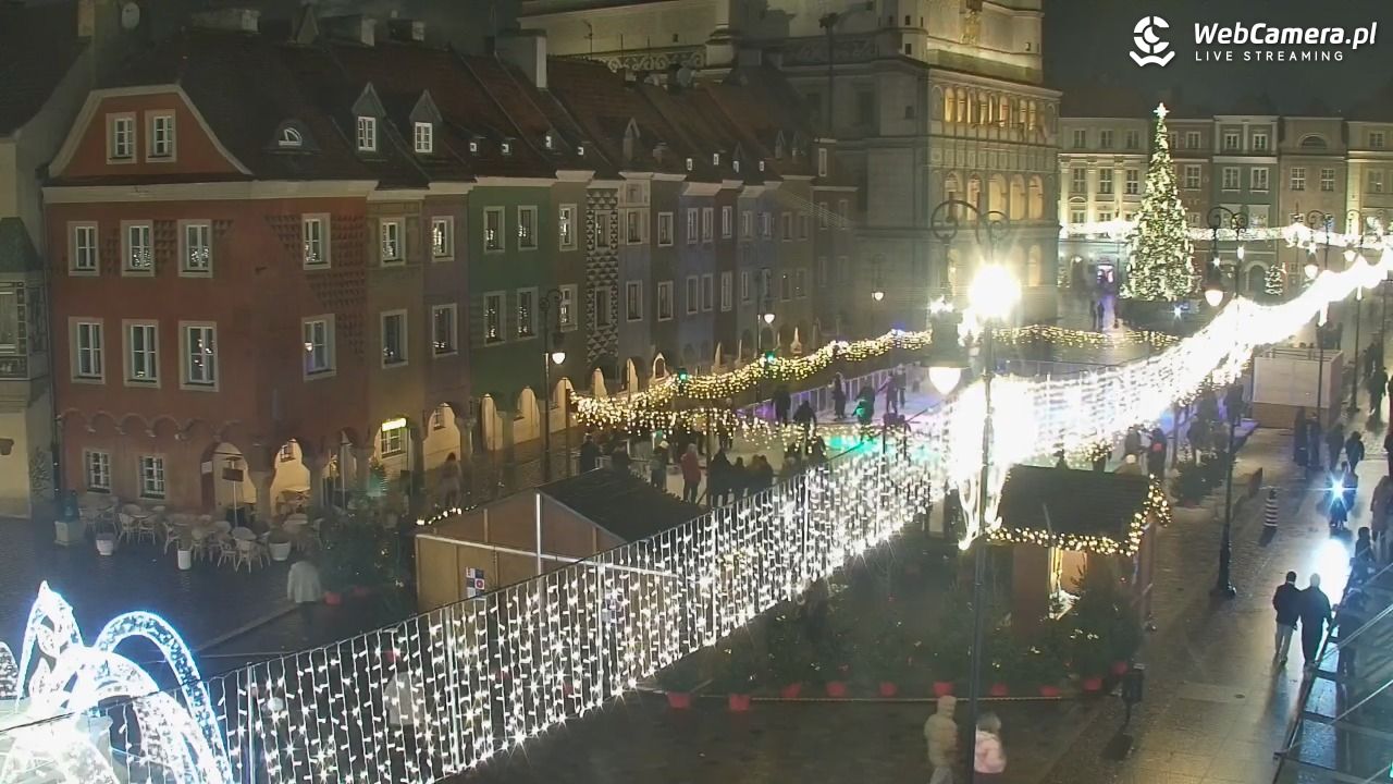POZNAŃ - Stary Rynek - 26 grudzień 2025, 20:11