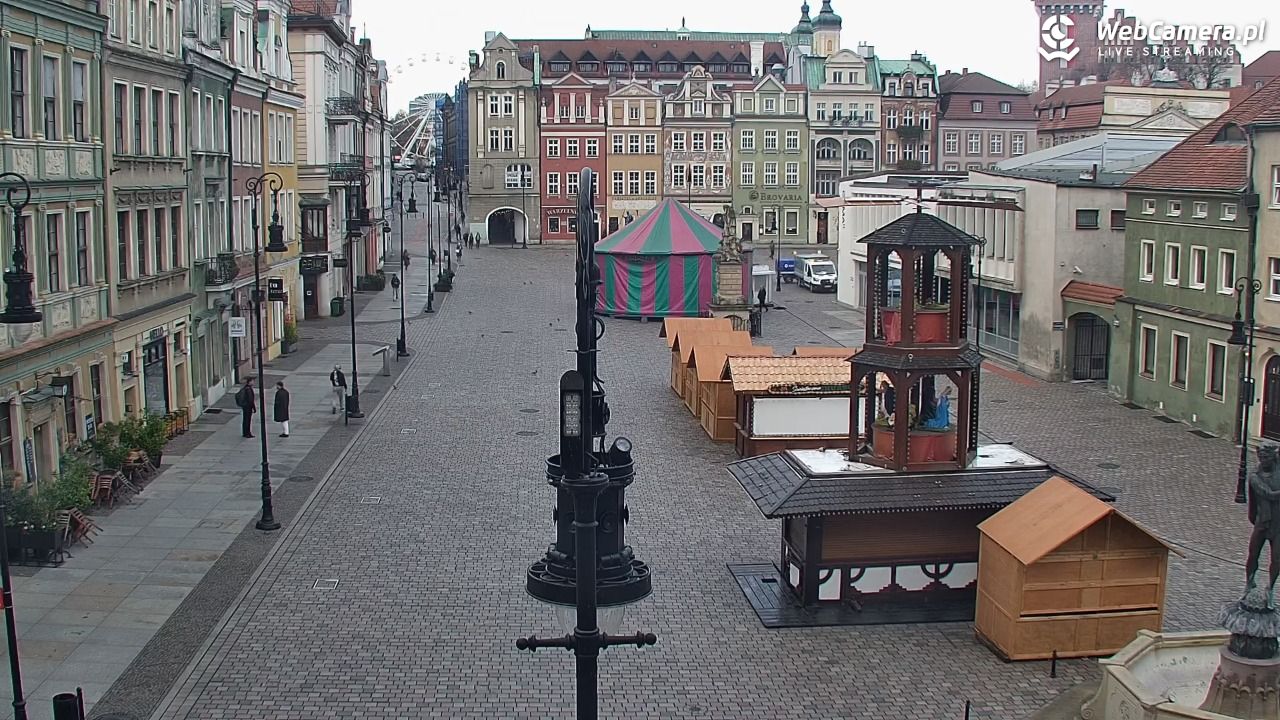 POZNAŃ - Stary Rynek - 17 listopad 2025, 09:59