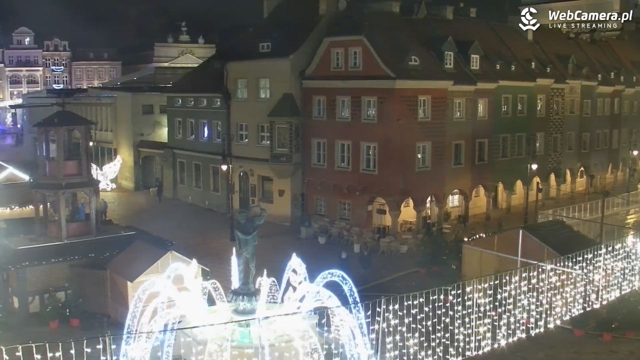 POZNAŃ - Stary Rynek - 14 grudzień 2025, 21:52