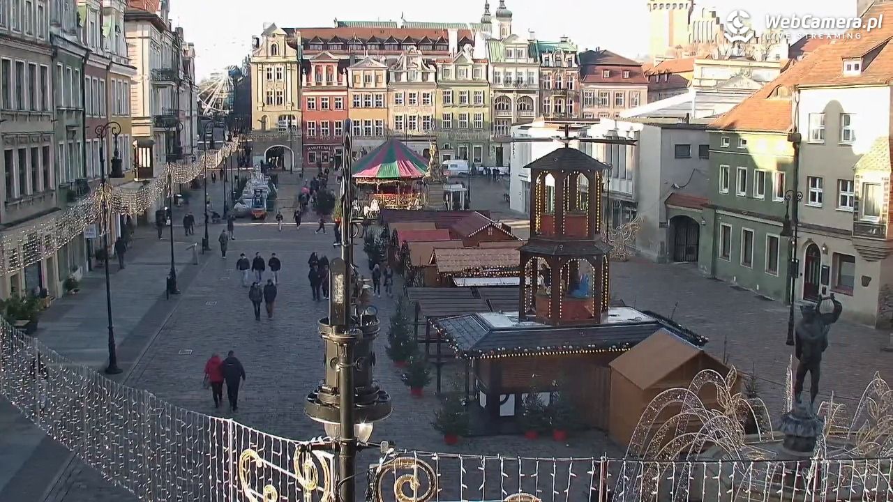 POZNAŃ - Stary Rynek - 15 grudzień 2025, 11:49