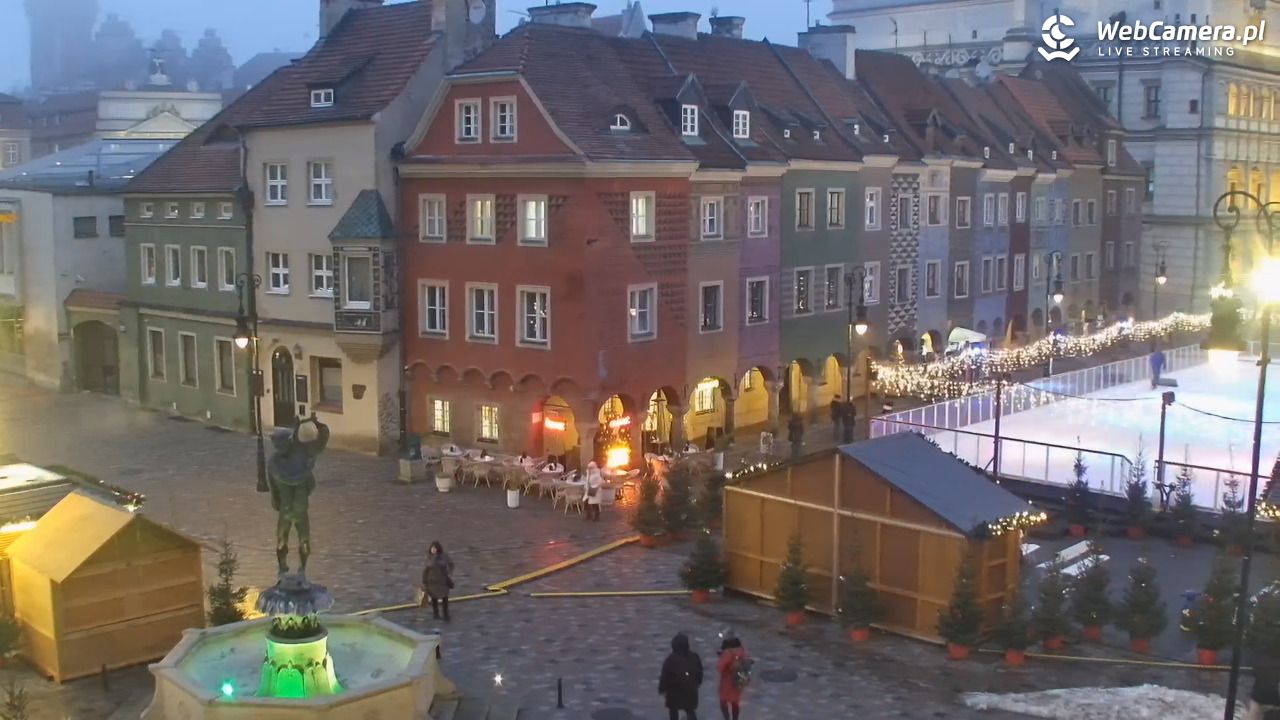 POZNAŃ - Stary Rynek - 02 grudzień 2025, 15:52