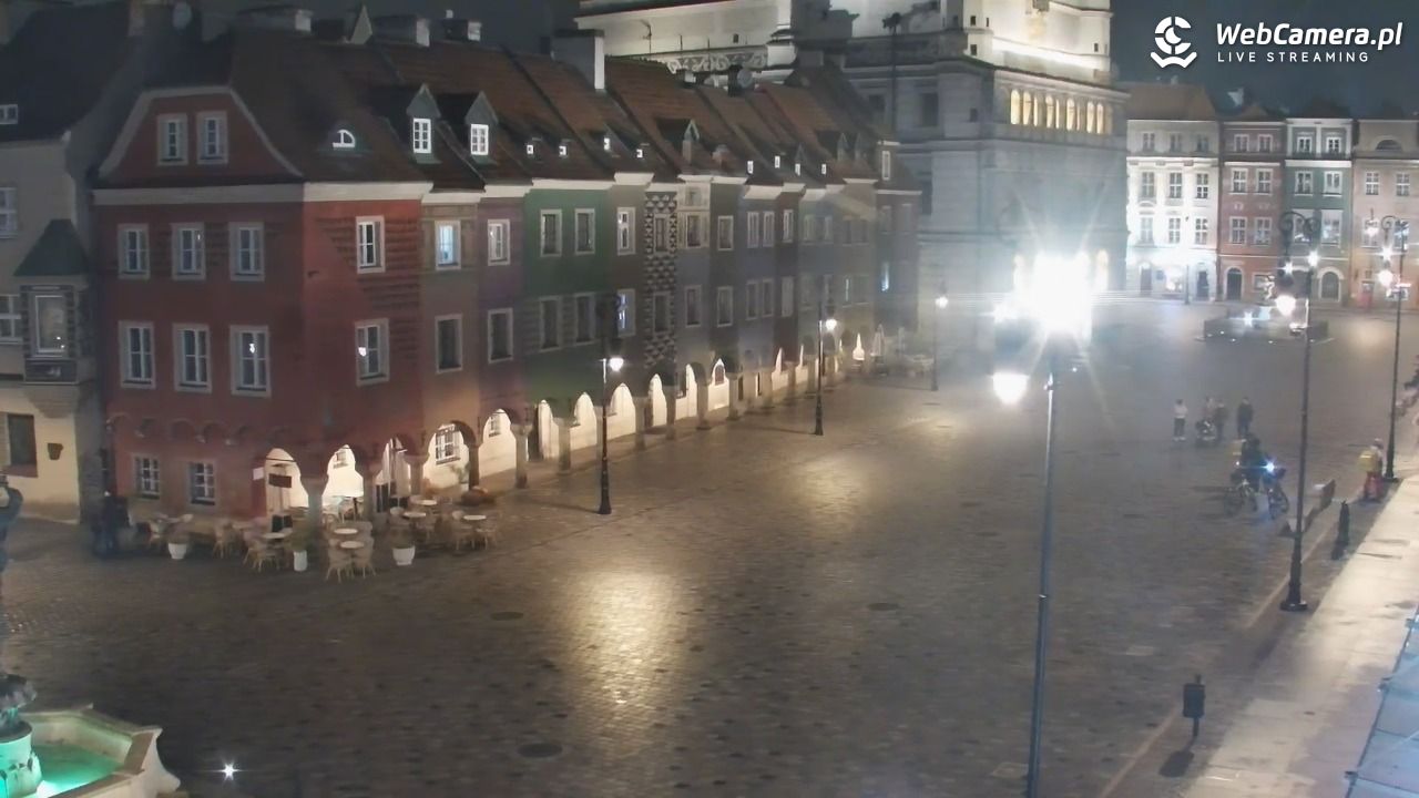 POZNAŃ - Stary Rynek - 02 listopad 2025, 22:37