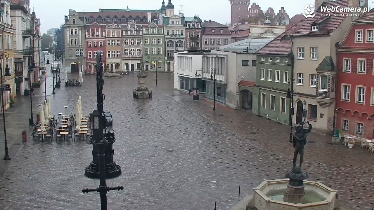 POZNAŃ - Stary Rynek - 03 listopad 2025, 07:11