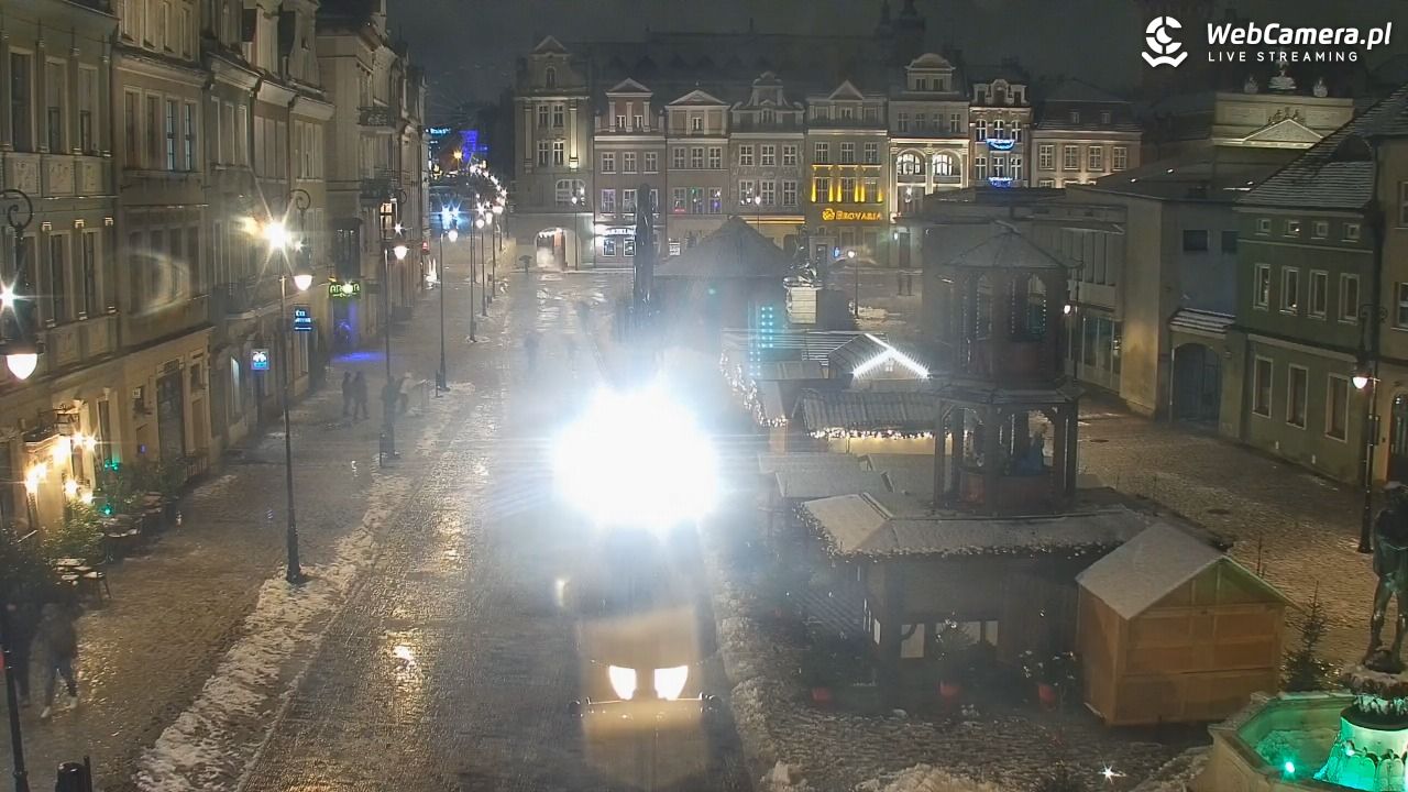 POZNAŃ - Stary Rynek - 26 listopad 2025, 23:58