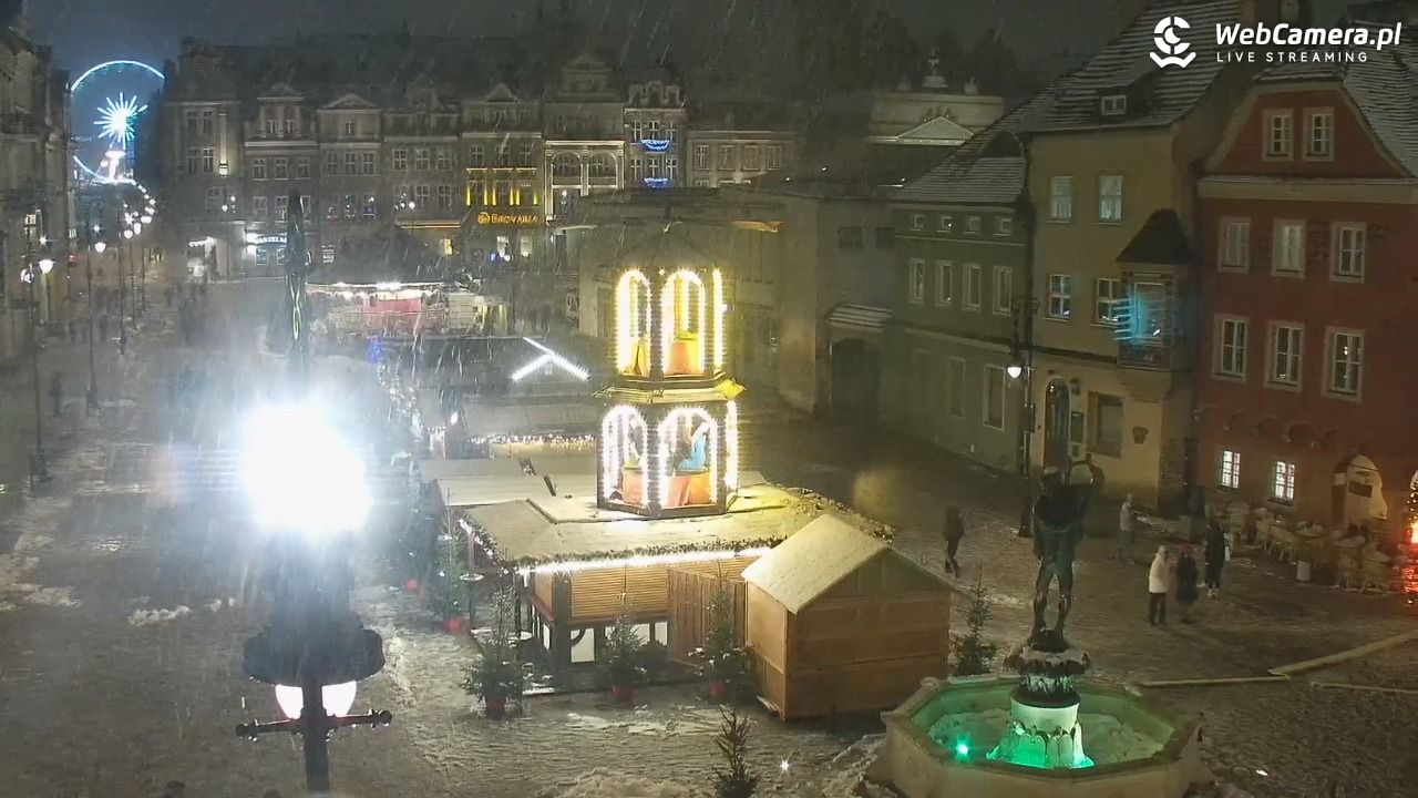 POZNAŃ - Stary Rynek - 26 listopad 2025, 19:15