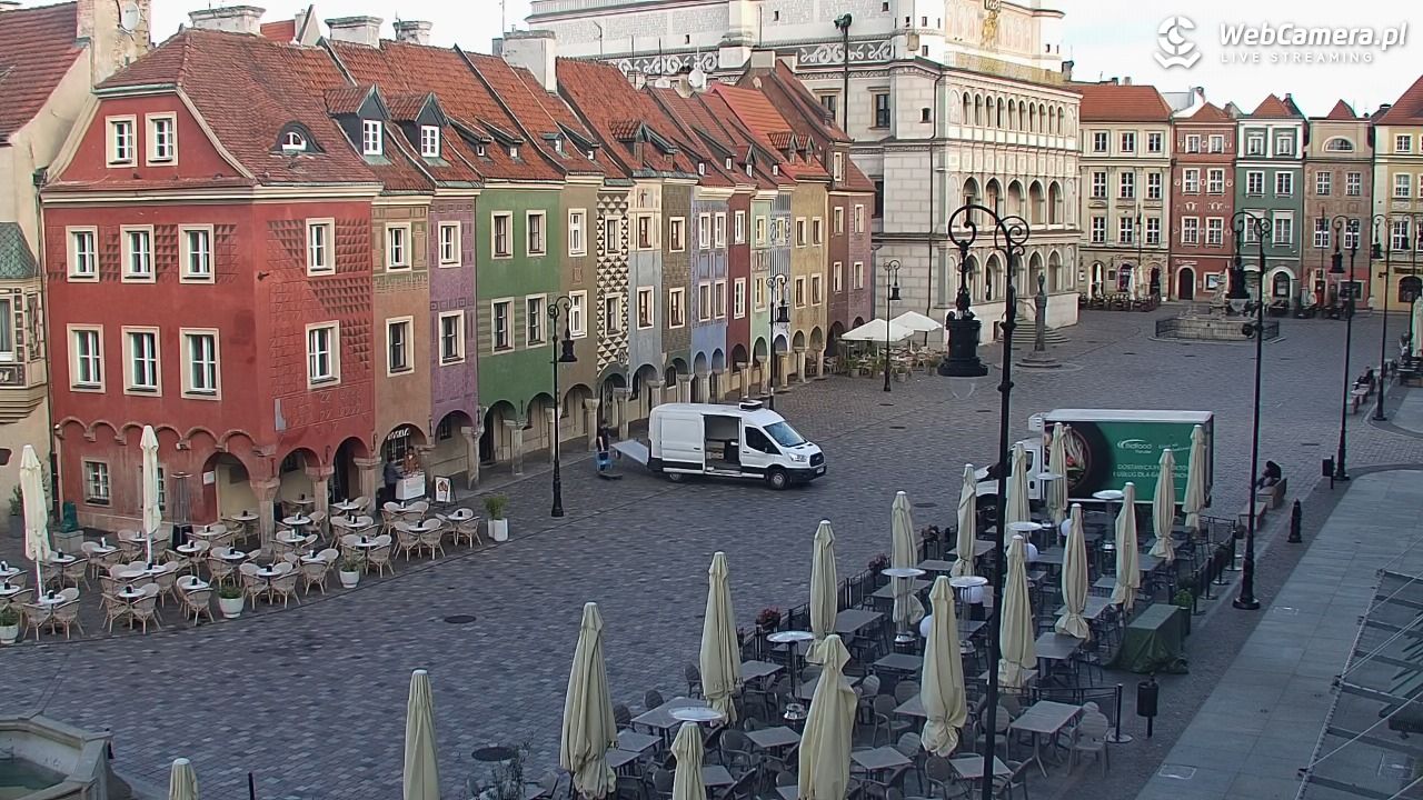 POZNAŃ - Stary Rynek - 18 wresień 2025, 08:42