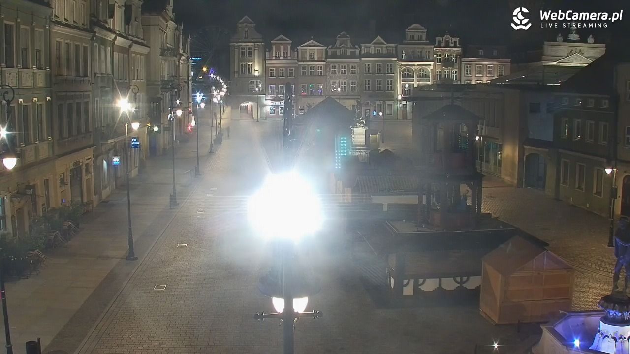 POZNAŃ - Stary Rynek - 18 listopad 2025, 00:08