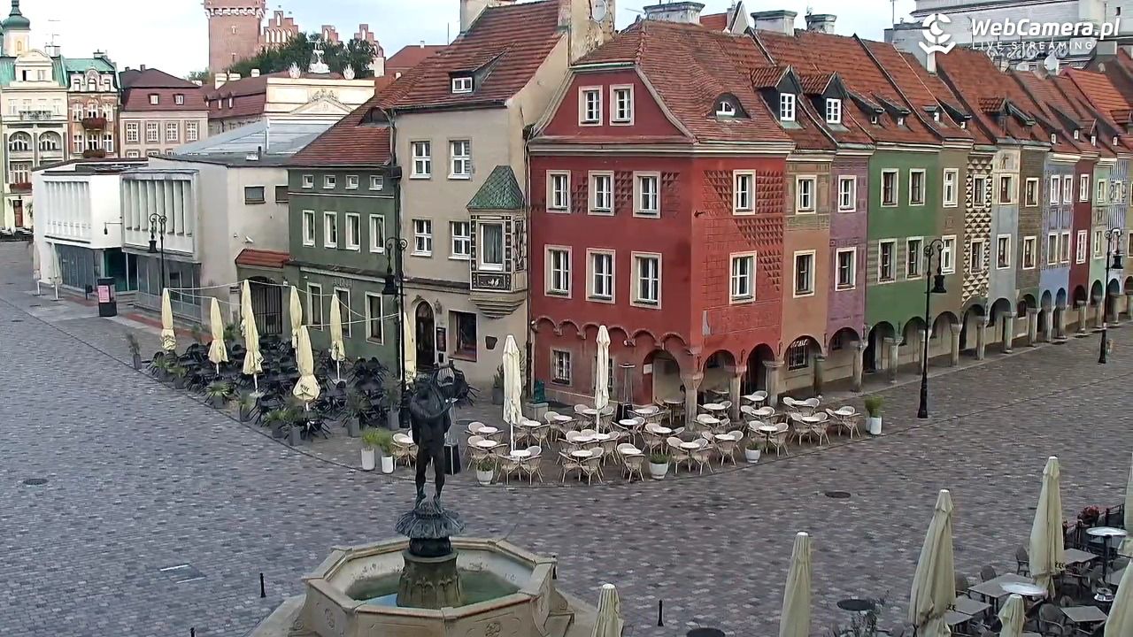 POZNAŃ - Stary Rynek - 18 wresień 2025, 08:02