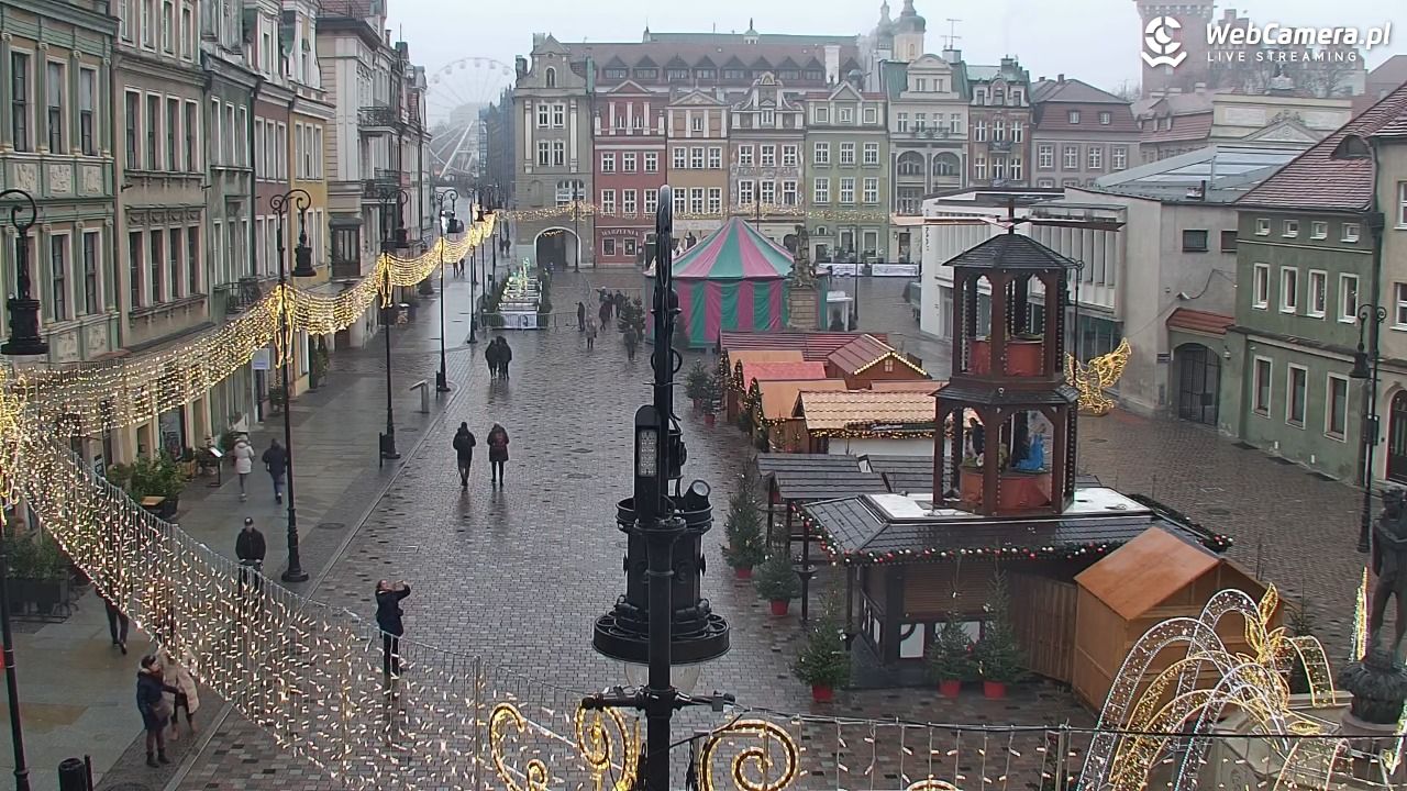 POZNAŃ - Stary Rynek - 13 grudzień 2025, 09:47