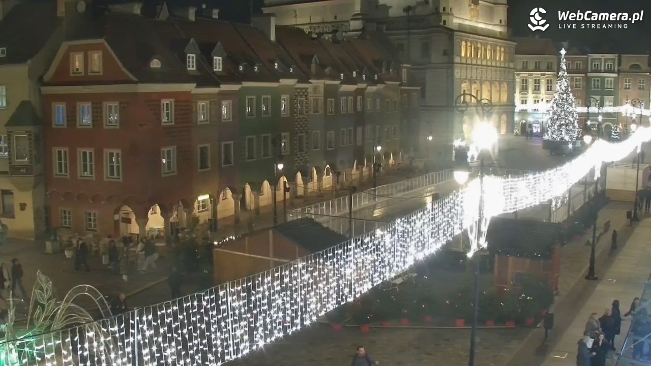 POZNAŃ - Stary Rynek - 11 grudzień 2025, 21:10