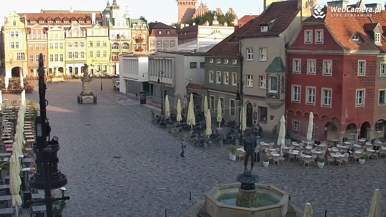 POZNAŃ - Stary Rynek - 15 lipiec 2025, 06:28