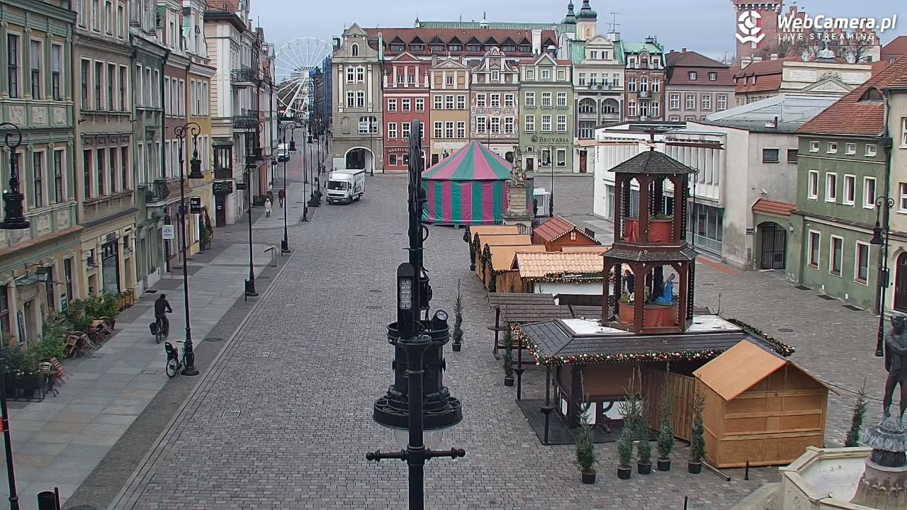 POZNAŃ - Stary Rynek - 19 listopad 2025, 09:57