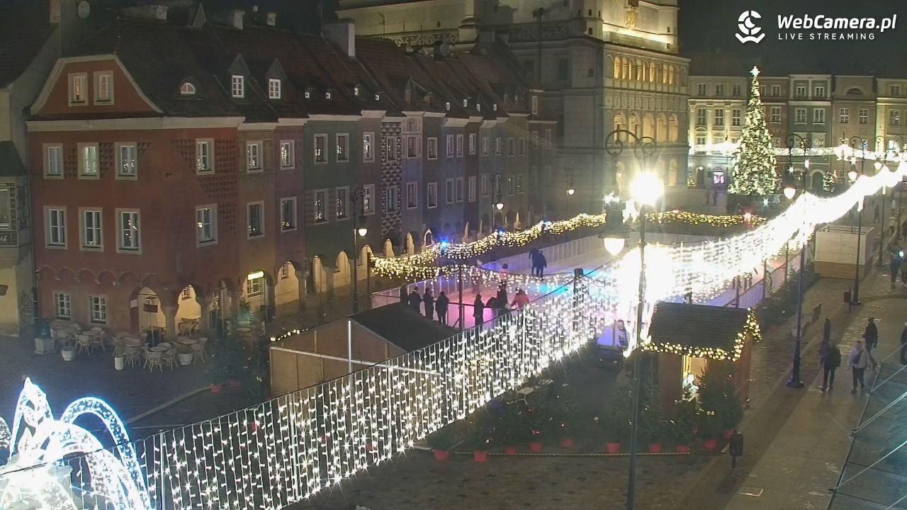 POZNAŃ - Stary Rynek - 16 grudzień 2025, 20:39