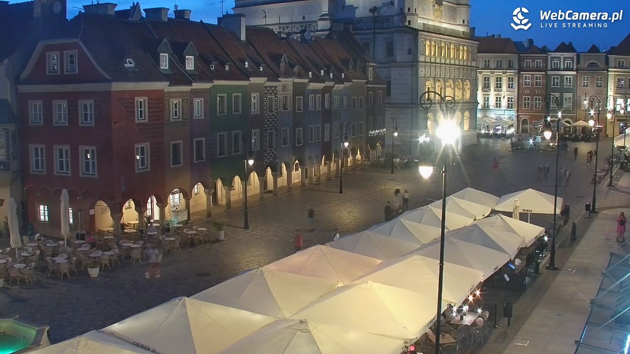 POZNAŃ - Stary Rynek - 01 wresień 2025, 20:14