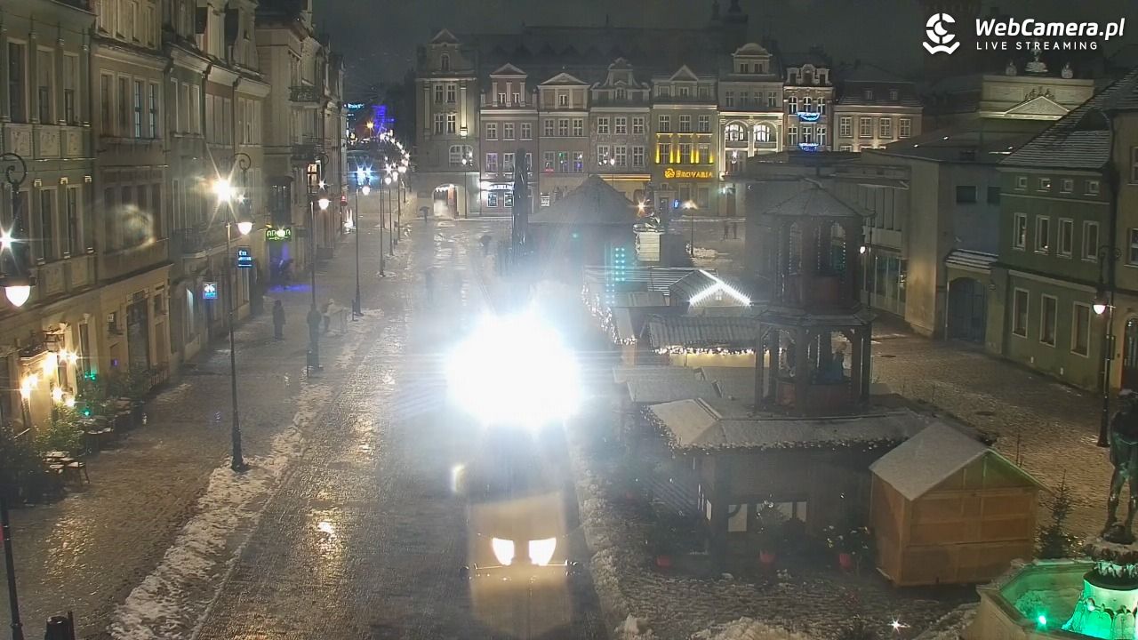 POZNAŃ - Stary Rynek - 26 listopad 2025, 23:58
