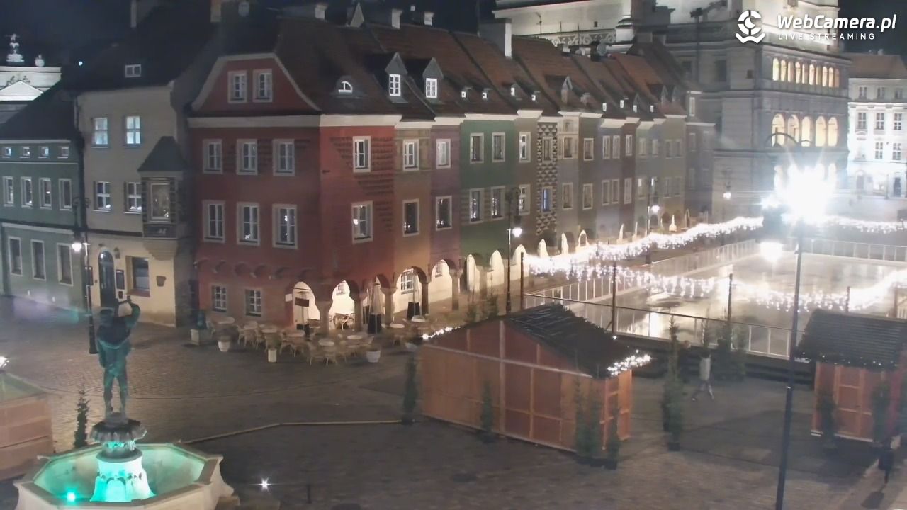 POZNAŃ - Stary Rynek - 18 listopad 2025, 22:18