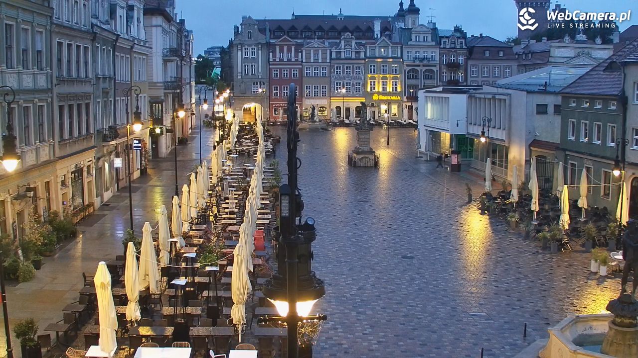 POZNAŃ - Stary Rynek - 17 wresień 2025, 06:14