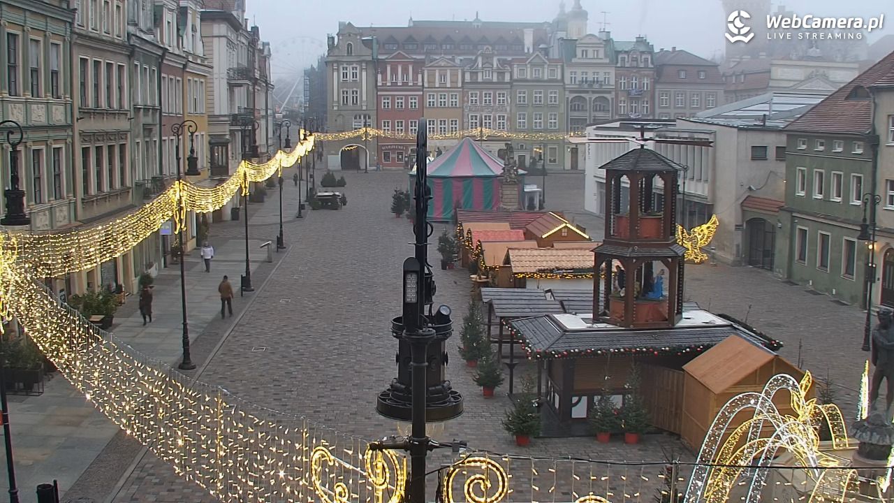 POZNAŃ - Stary Rynek - 17 grudzień 2025, 08:32