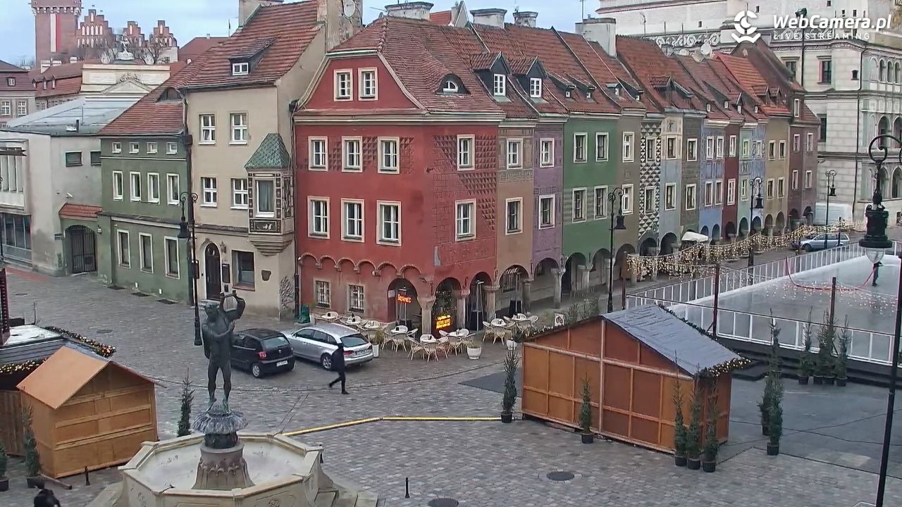 POZNAŃ - Stary Rynek - 19 listopad 2025, 08:53