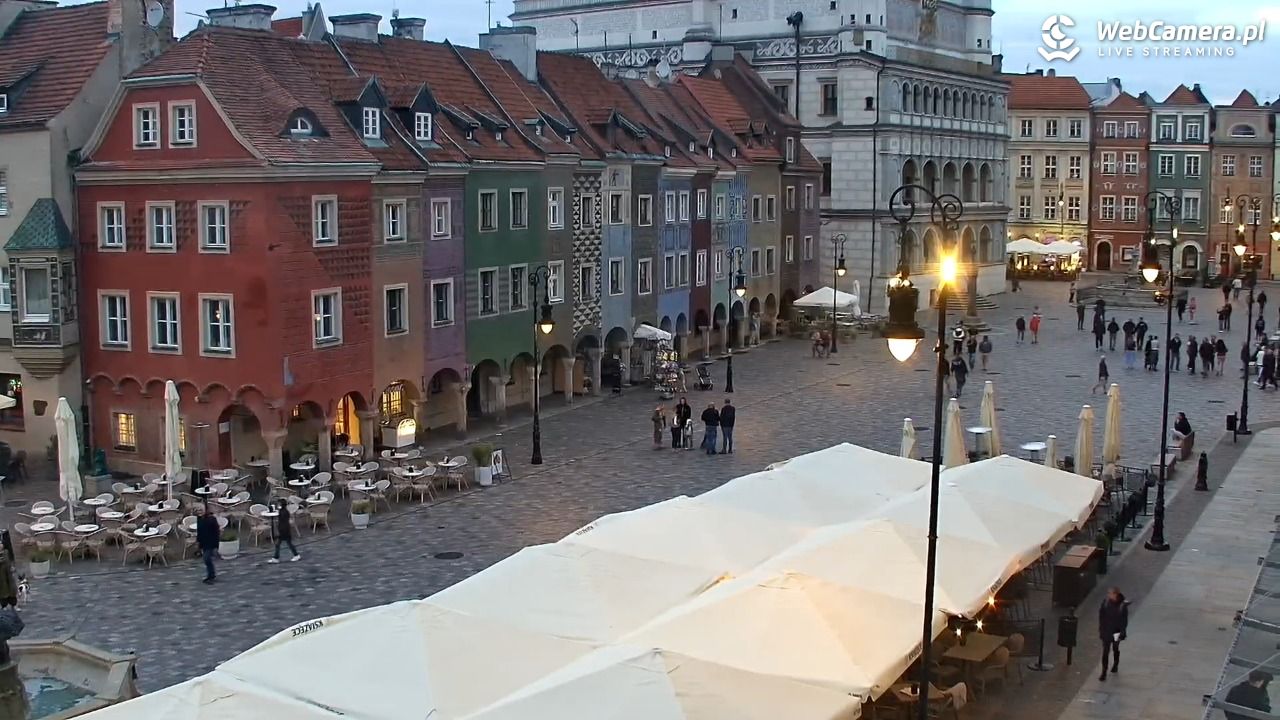 POZNAŃ - Stary Rynek - 16 wresień 2025, 19:06