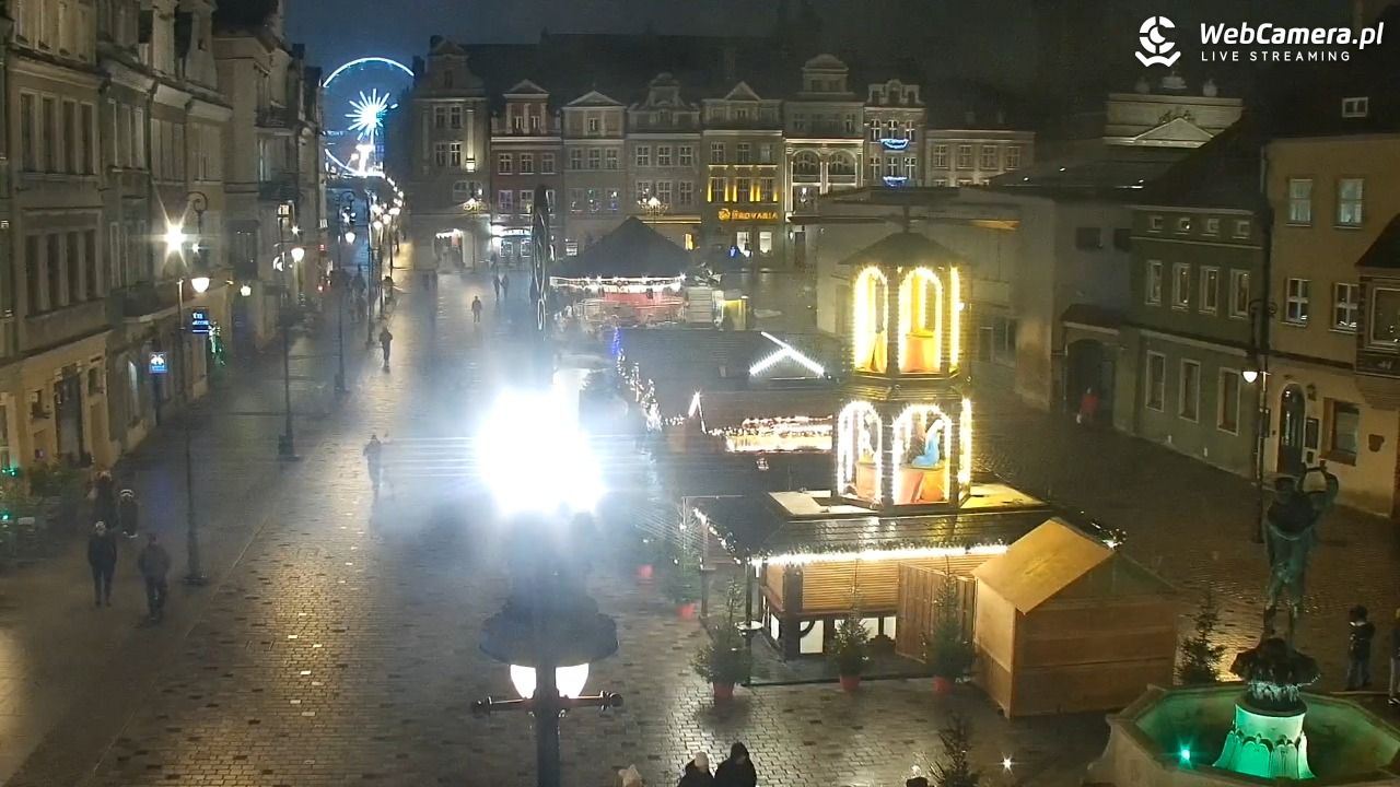 POZNAŃ - Stary Rynek - 02 grudzień 2025, 20:45