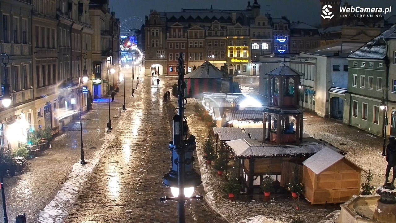 POZNAŃ - Stary Rynek - 27 listopad 2025, 01:16