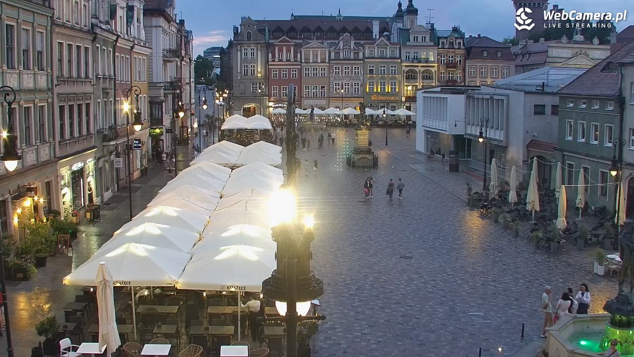 POZNAŃ - Stary Rynek - 14 lipiec 2025, 21:19
