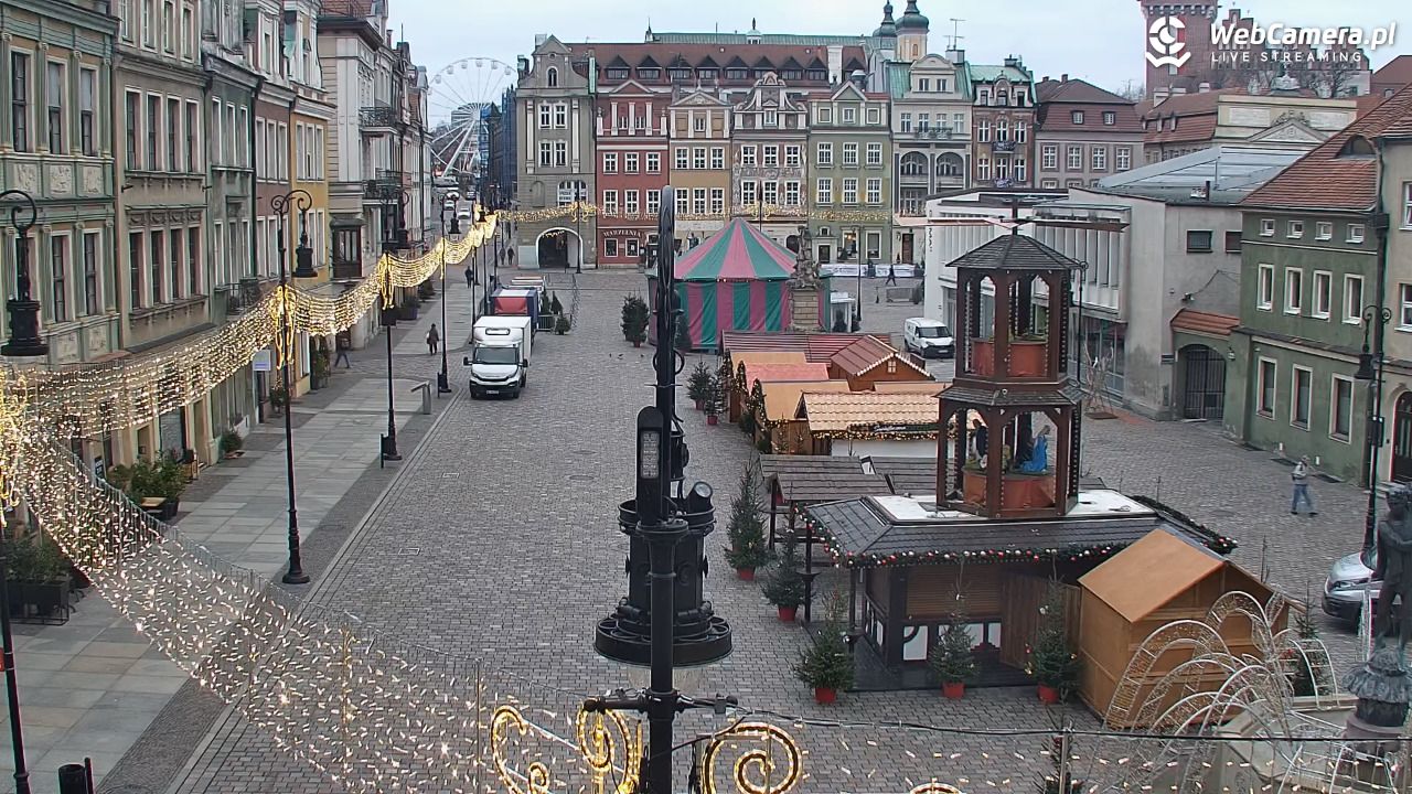 POZNAŃ - Stary Rynek - 12 grudzień 2025, 08:47
