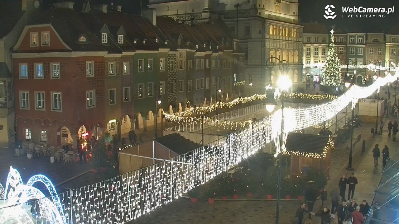 POZNAŃ - Stary Rynek - 12 grudzień 2025, 22:31