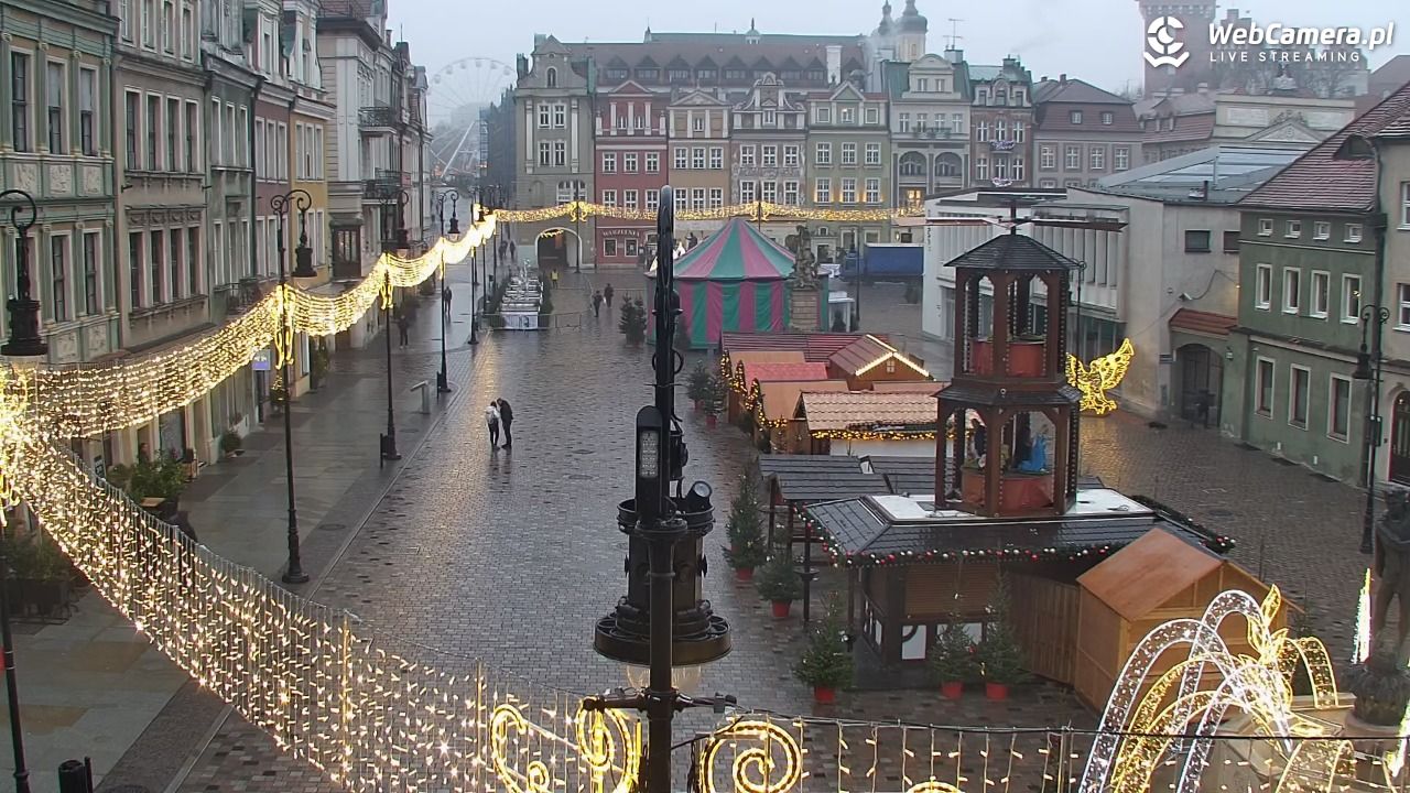 POZNAŃ - Stary Rynek - 13 grudzień 2025, 08:36