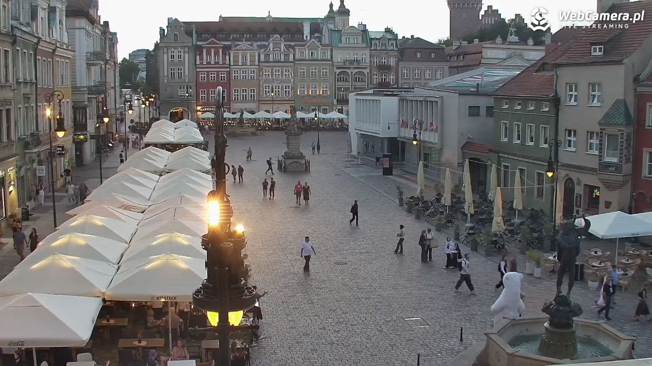 POZNAŃ - Stary Rynek - 01 wresień 2025, 19:40
