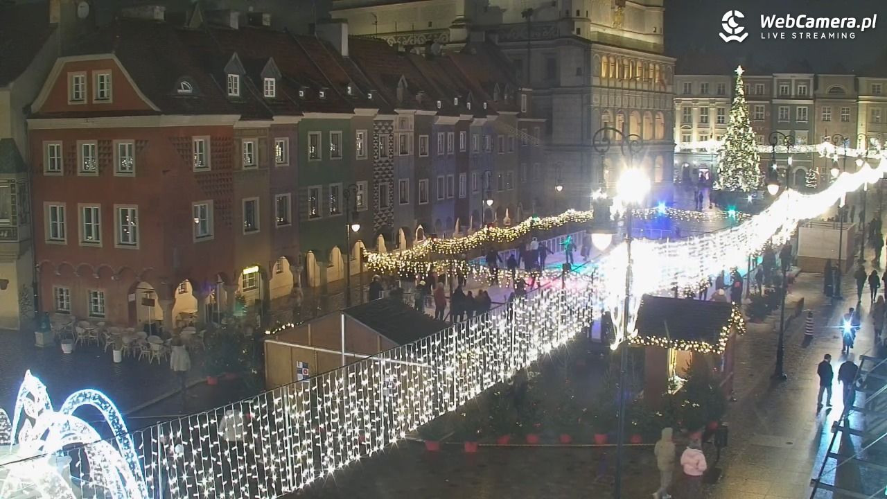 POZNAŃ - Stary Rynek - 26 grudzień 2025, 20:11