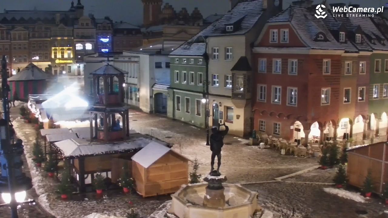 POZNAŃ - Stary Rynek - 27 listopad 2025, 01:10