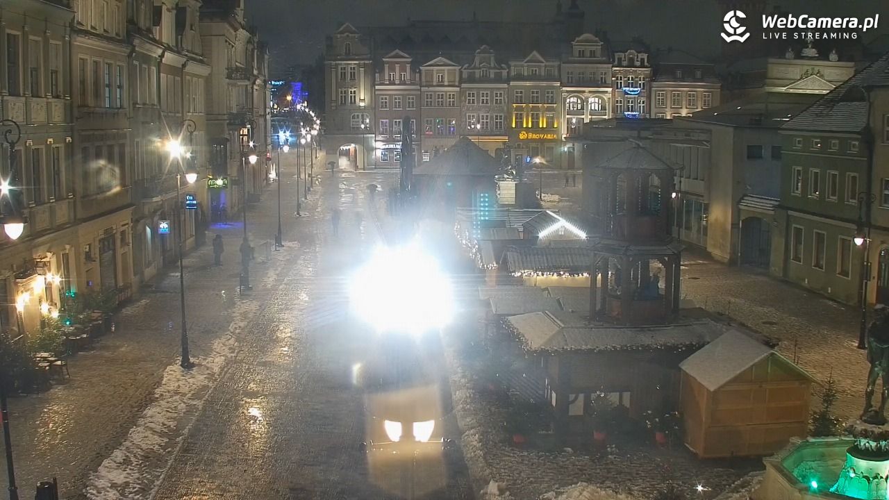 POZNAŃ - Stary Rynek - 26 listopad 2025, 23:58